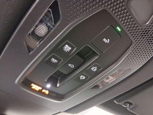 New 2026 Porsche Macan Electric image 17