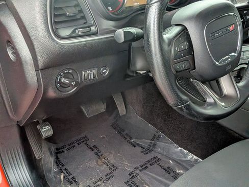 Used 2019 Dodge Challenger R/T image 17