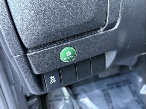 Used 2016 Honda Fit LX image 24