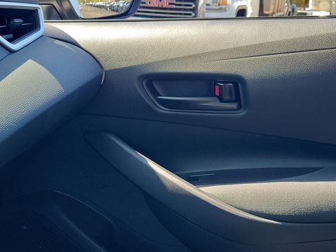 Certified 2025 Toyota Corolla LE FWD image 29