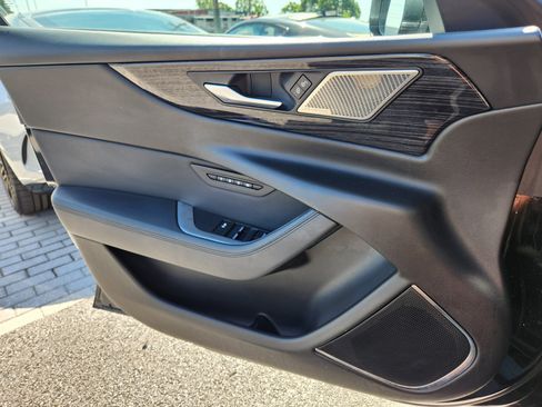 Used 2020 Jaguar XE S AWD/4WD image 25