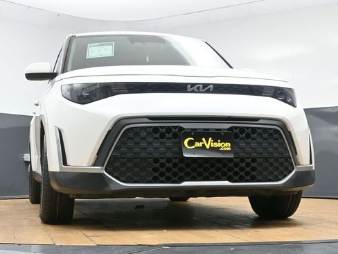 Used 2023 Kia Soul LX w/ Option Group 015 FWD image 44