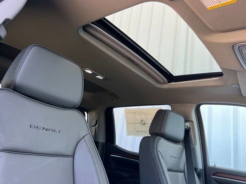 New 2026 GMC Sierra 1500 Denali w/ Denali Reserve Package image 13