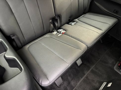 Used 2024 Hyundai Palisade Limited FWD image 40