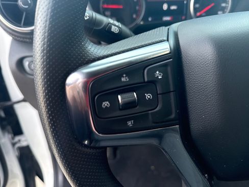 Used 2025 Chevrolet Blazer LT image 16