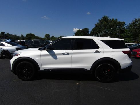 Used 2021 Ford Explorer ST w/ ST Street Pack AWD/4WD image 4