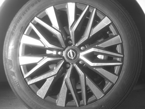 Used 2025 Nissan Altima 2.5 SV image 13