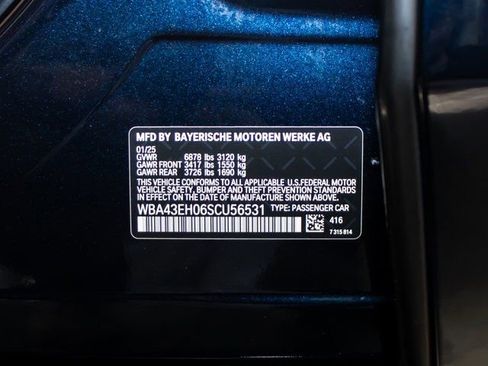 Used 2025 BMW 750e xDrive w/ Executive Package image 24