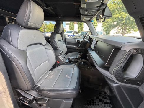 Used 2022 Ford Bronco Everglades AWD/4WD image 24