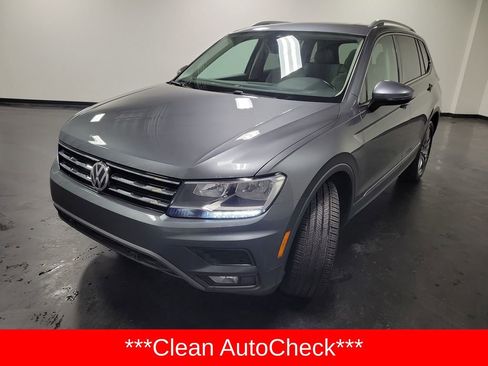 Used 2020 Volkswagen Tiguan SEL AWD/4WD image 5
