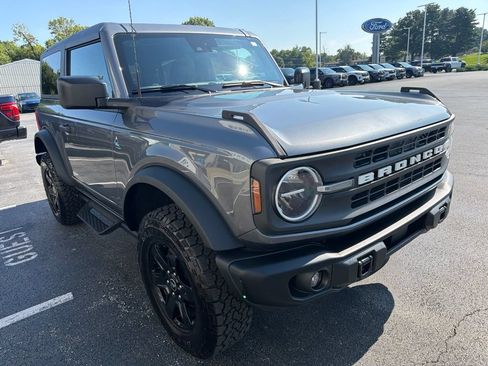 Used 2024 Ford Bronco Black Diamond AWD/4WD image 7