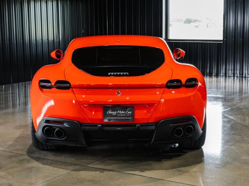 Used 2021 Ferrari Roma RWD image 21