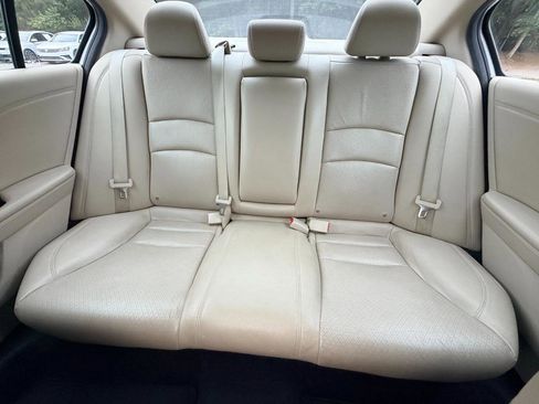 Used 2015 Honda Accord EX-L image 29