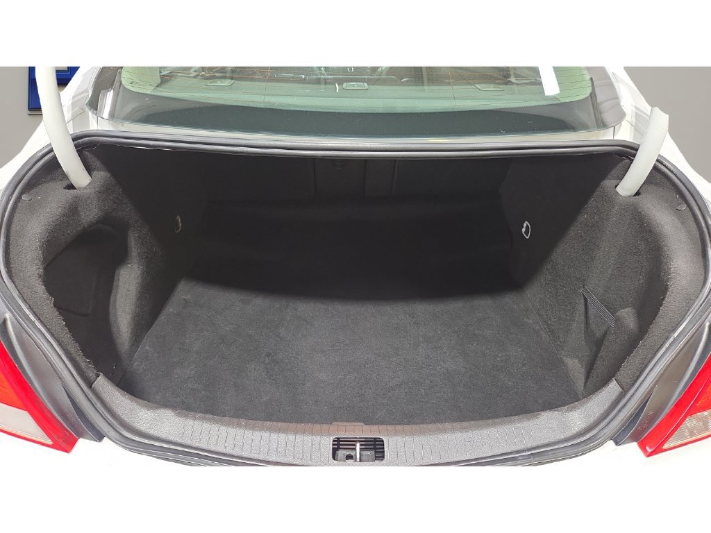Used 2011 Buick Regal CXL w/ RL3 Preferred Equipment Group FWD image 19