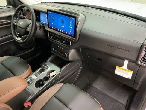 New 2026 Ford Bronco Sport Outer Banks AWD/4WD image 18