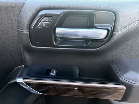 Used 2021 Chevrolet Silverado 1500 RST image 15