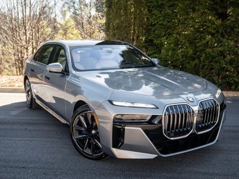 Used 2023 BMW 760i xDrive 760i xDrive w/ Executive Package image 11