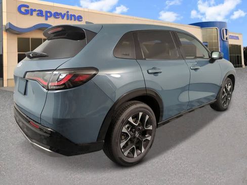 New 2026 Honda HR-V EX-L image 4