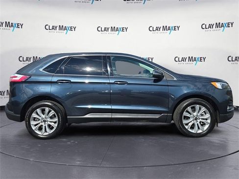 Used 2024 Ford Edge Titanium image 6