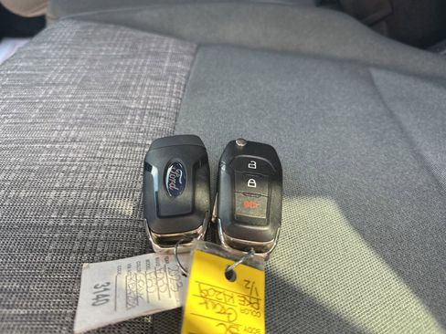 Used 2023 Ford F150 XLT image 19