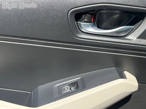 Certified 2025 Honda Accord SE image 22