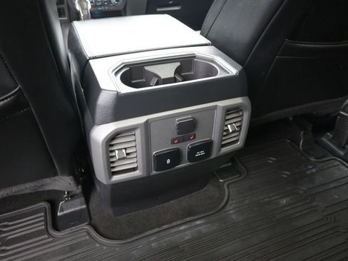 Used 2019 Ford F150 Raptor w/ Equipment Group 802A Luxury AWD/4WD image 21