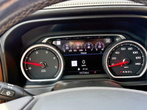 Used 2020 Chevrolet Silverado 3500 High Country image 27