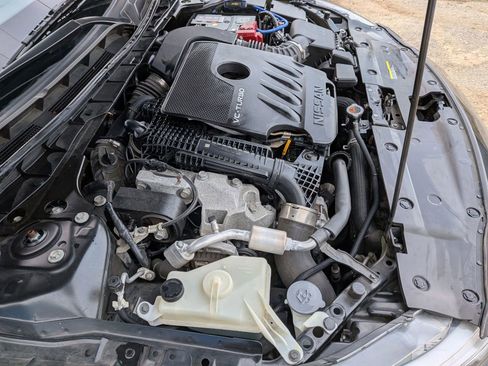 Used 2022 Nissan Altima 2.0 SR image 16