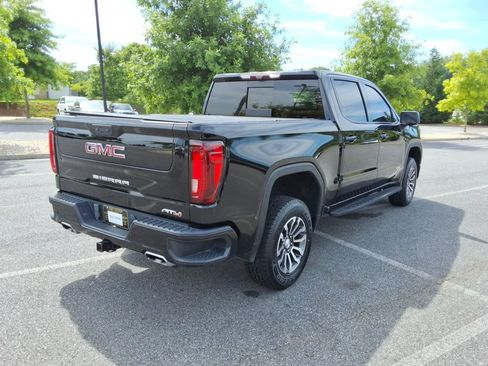 Certified 2022 GMC Sierra 1500 AT4 w/ AT4 Premium Package AWD/4WD image 5