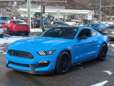 Used 2017 Ford Mustang Shelby GT350 w/ Electronics Package image 8
