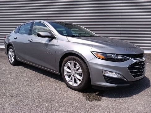 Used 2024 Chevrolet Malibu LT FWD image 1