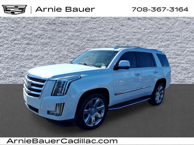 Used 2018 Cadillac Escalade Luxury AWD/4WD image 12