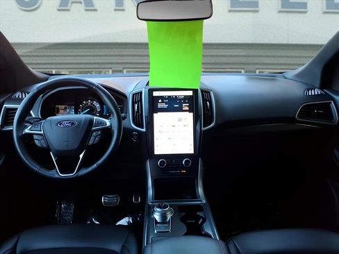 Used 2022 Ford Edge ST-Line w/ Class II Trailer Tow Package image 12