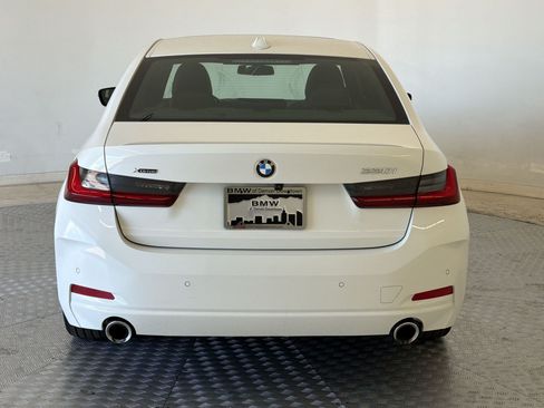 Certified 2023 BMW 330i xDrive Sedan w/ Convenience Package AWD/4WD image 10