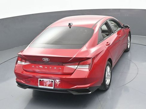 Used 2022 Hyundai Elantra SE w/ Cargo Package image 46