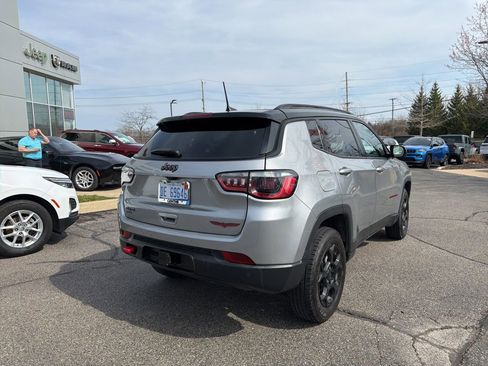 Used 2023 Jeep Compass Trailhawk w/ Trailer Tow Group AWD/4WD image 3