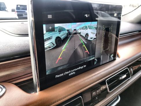 Used 2023 Lincoln Aviator Reserve w/ Elements Package Plus image 17