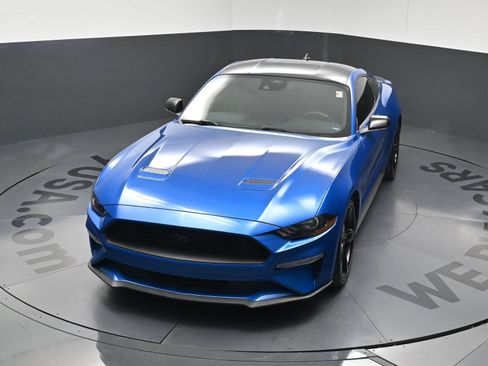 Used 2021 Ford Mustang Coupe w/ Equipment Group 101A RWD image 30