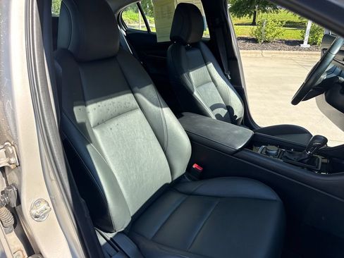 Used 2024 MAZDA MAZDA3 s FWD image 35