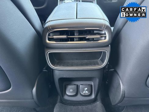 Used 2024 Genesis GV80 2.5T image 18