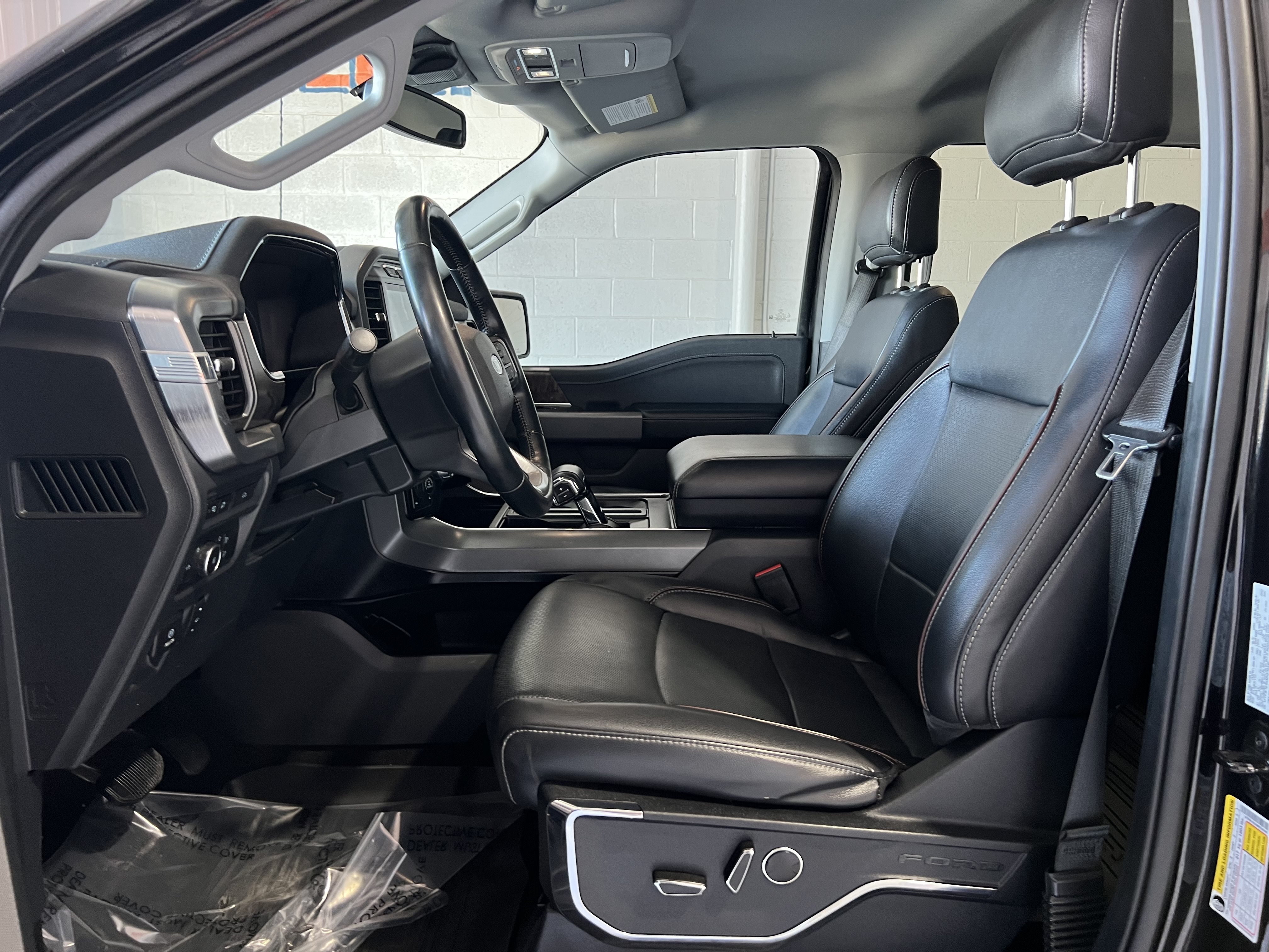 Used 2021 Ford F150 Lariat AWD/4WD image 11