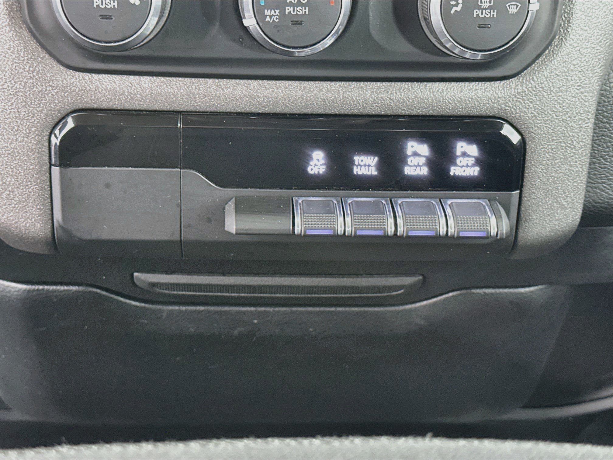 Used 2020 RAM 1500 Tradesman w/ Tradesman Group RWD image 24