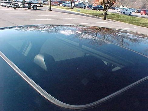 Used 2010 Honda Accord EX-L image 5