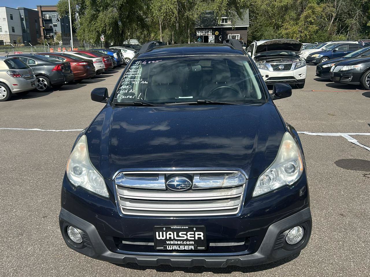Used 2014 Subaru Outback 2.5i Premium AWD/4WD image 2