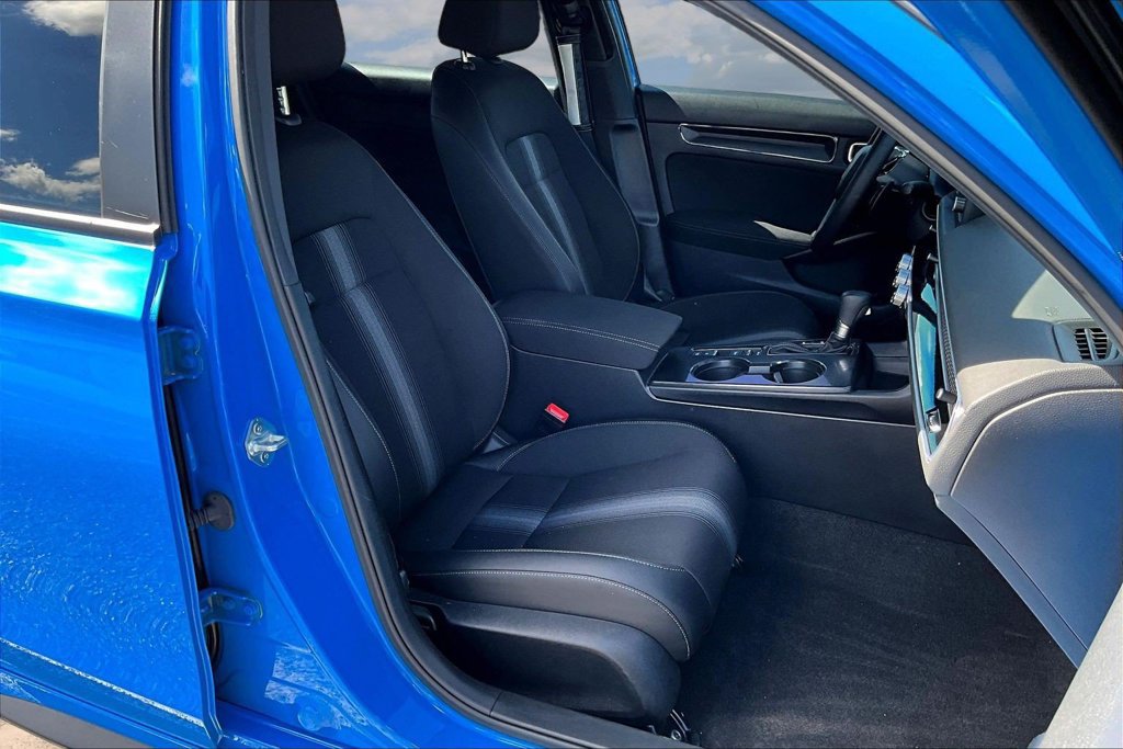 Used 2025 Honda Civic Sport image 31