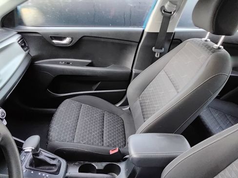 Used 2023 Kia Rio S w/ Technology Package FWD image 9