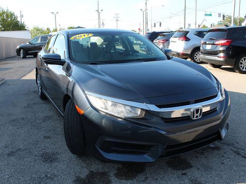 Used 2017 Honda Civic LX image 7