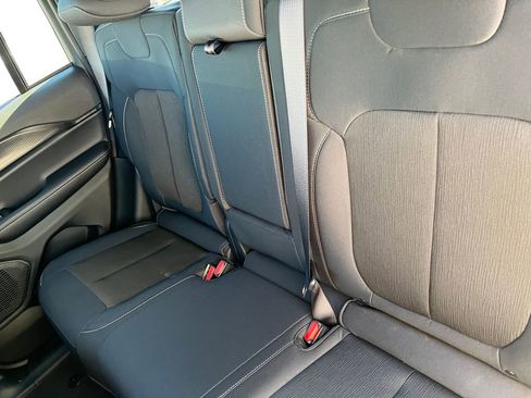 New 2025 Jeep Grand Cherokee Laredo image 22