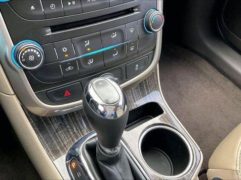 Used 2015 Chevrolet Malibu LT w/ Power Convenience Package FWD image 25