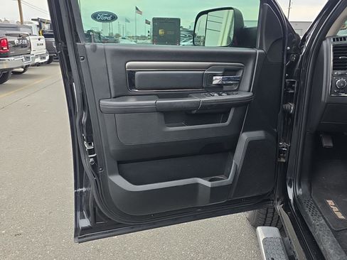 Used 2018 RAM 1500 Sport image 13